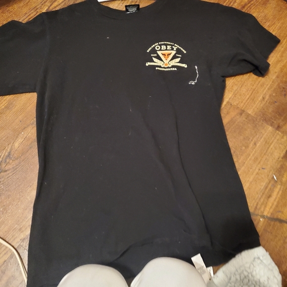 T-shirt - Picture 1 of 3